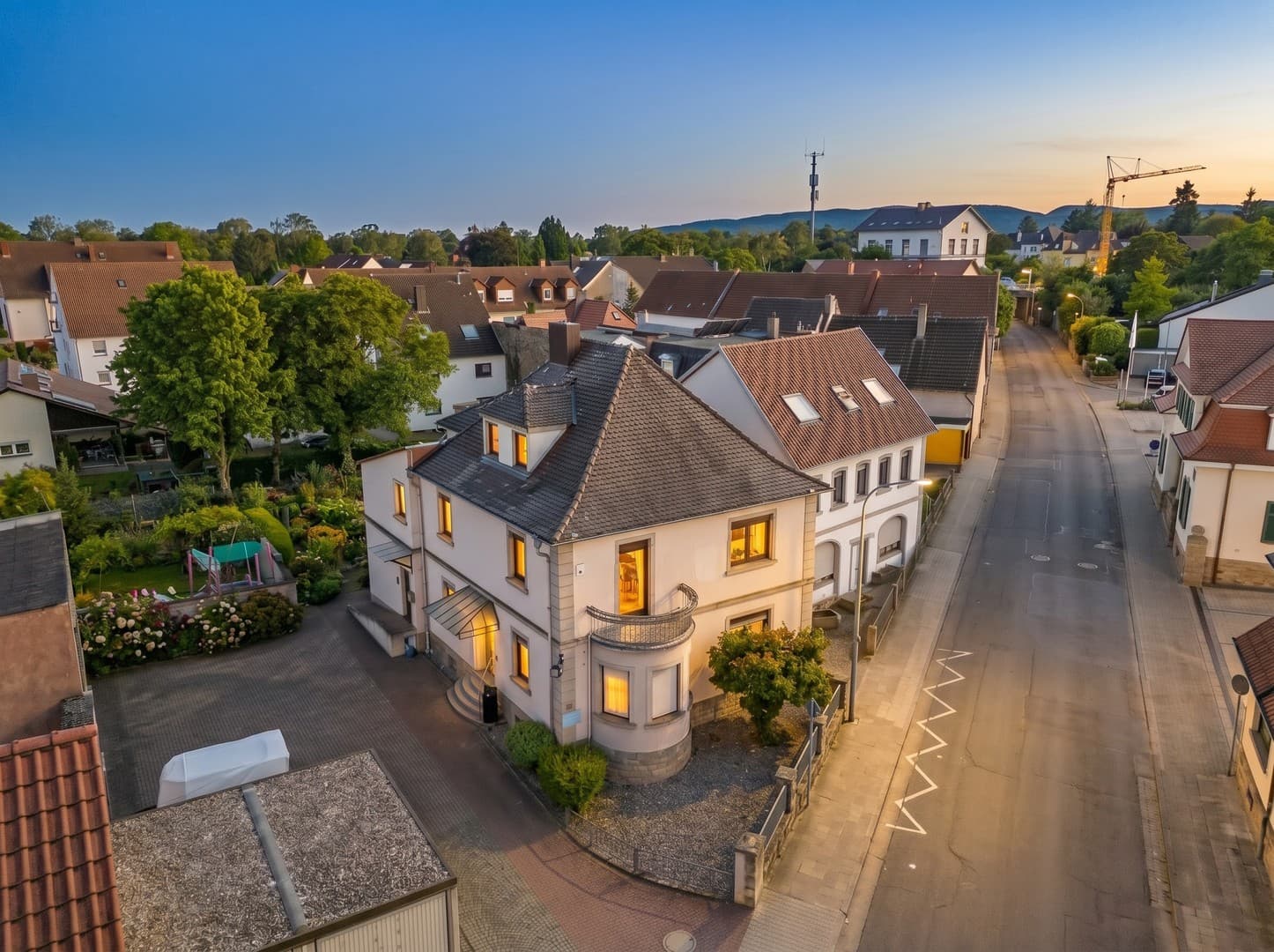 EXKLUSIVES WOHN- UND GESCHÄFTSHAUS IN FREINSHEIM