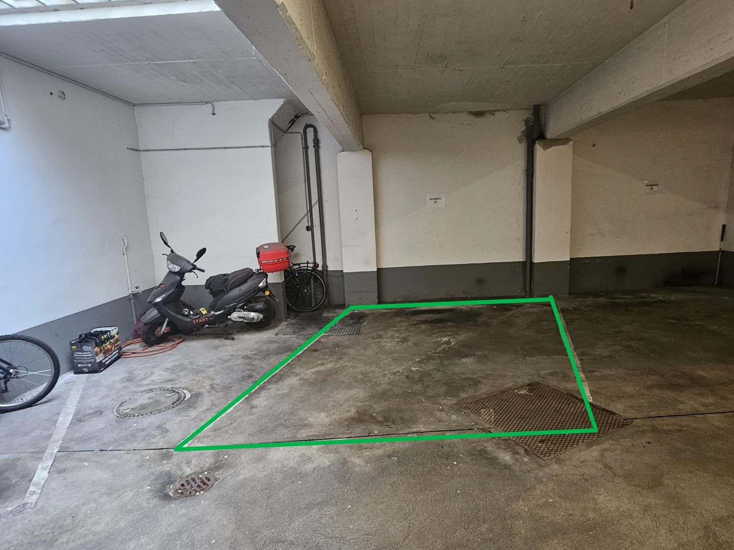 Tiefgaragenplatz auf der Bagelstraße
