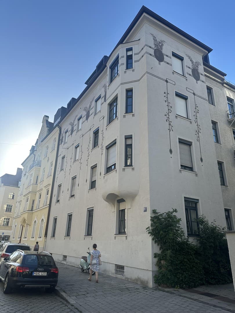 Traum Altbau Wohnung in Schwabing