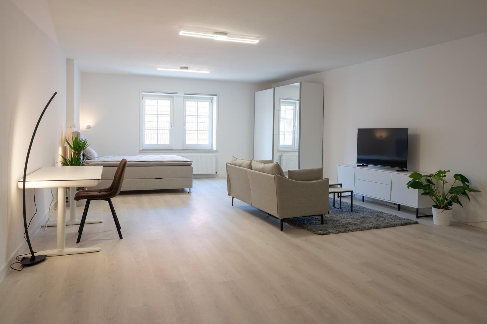 Exklusives Wohnfeeling - komplett saniert und modern