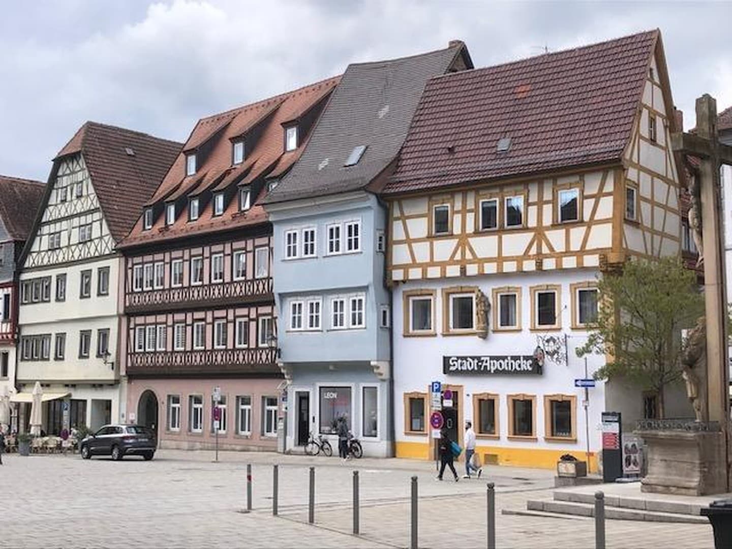 OCH: m.Aufzug: 2x Wohnungen 2,5ZKBBWC+3,5ZKN Maison-Whg,grosse Dachterrasse 5Jahre jung