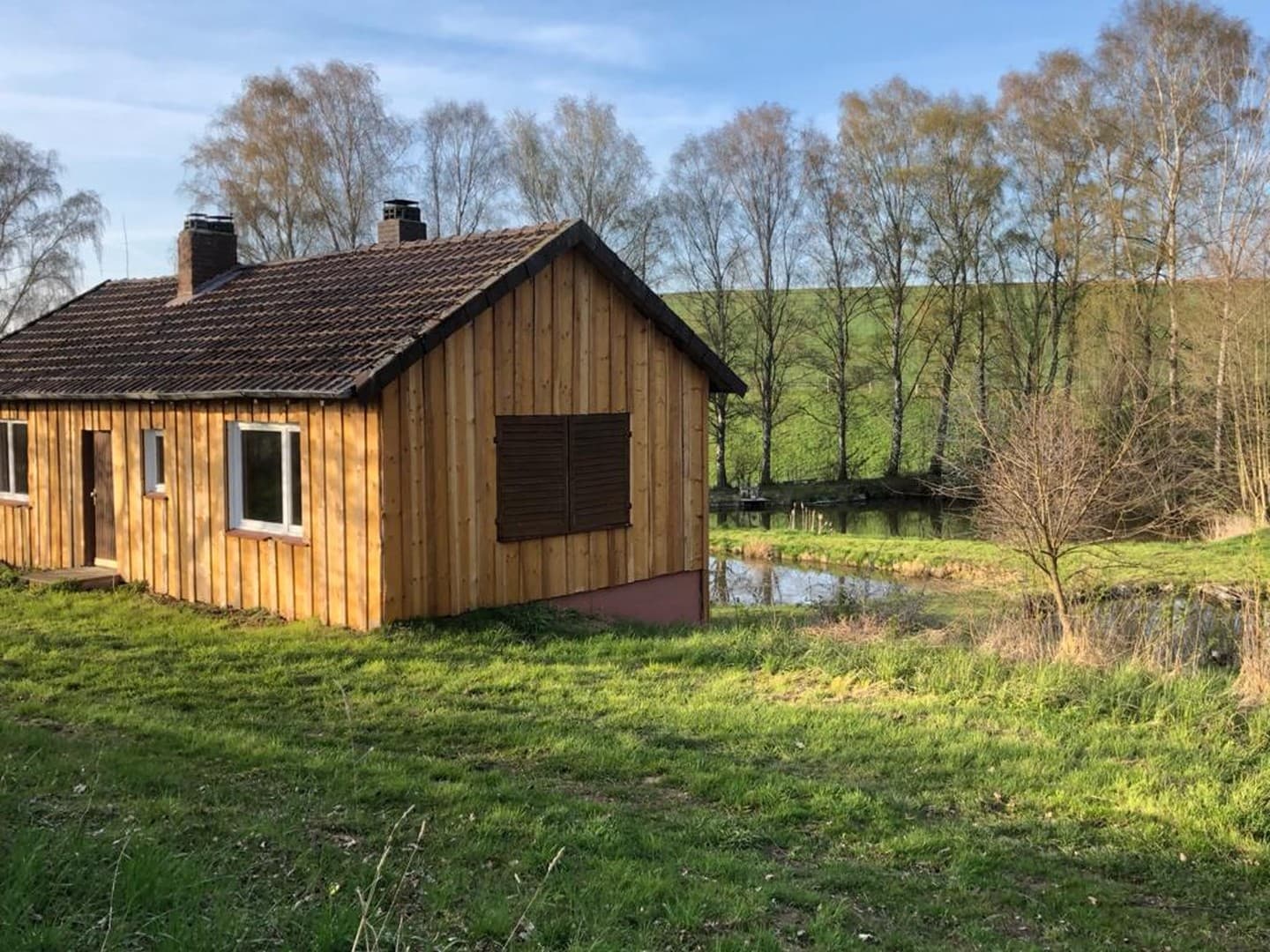 Fischzuchtanlage mit Haus, 4 Teichen und Wasserrechten in Alleinlage