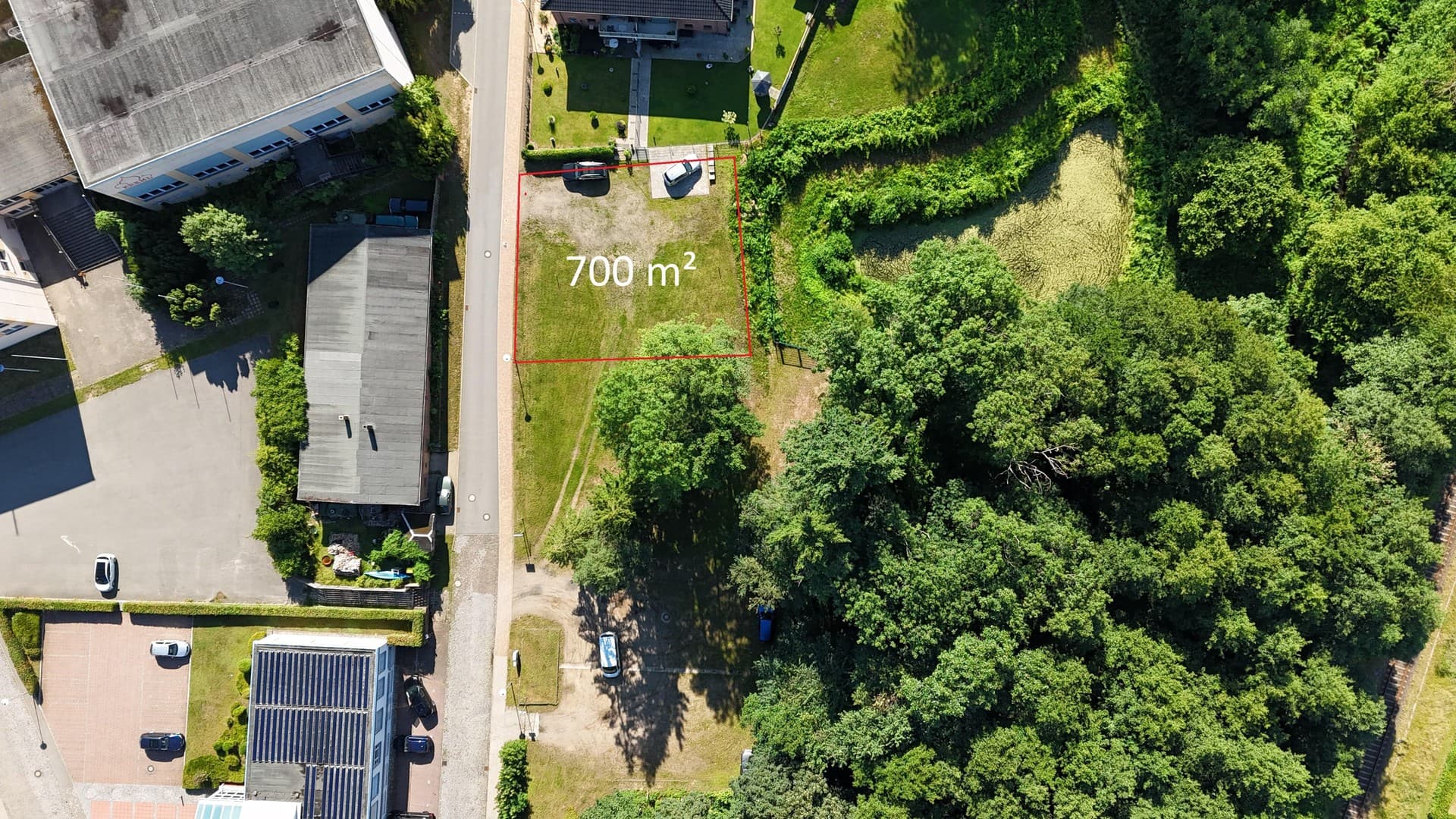 Baugrundstück mit Baufenster 700m2