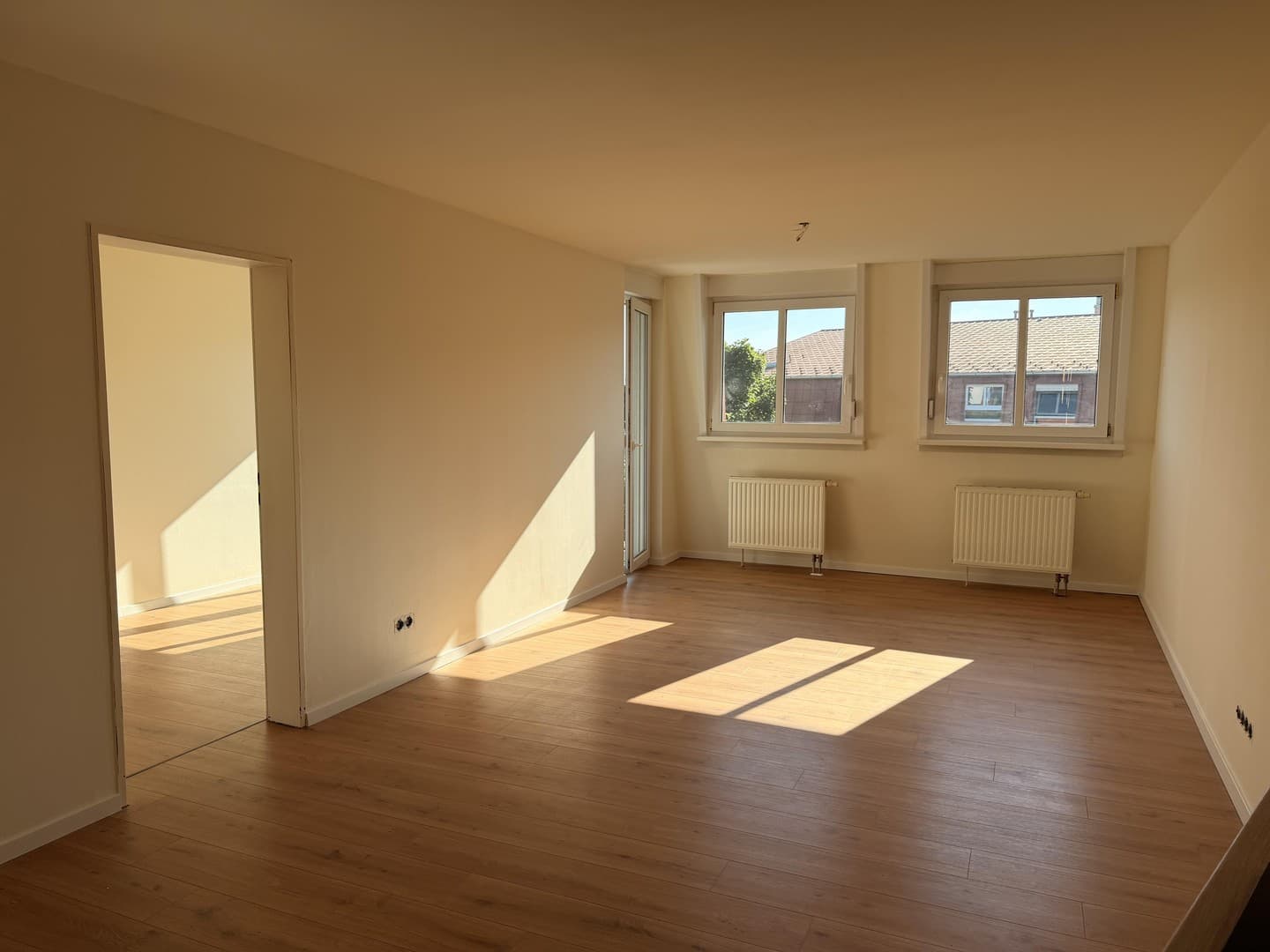 2 Raum mit EBK und TG Stellplatz / 5,49% Rendite / Faktor 18