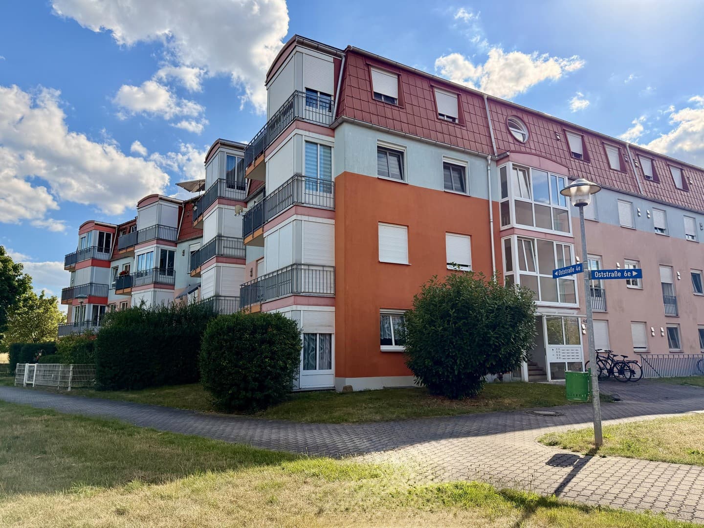 2 Raum mit EBK und TG Stellplatz / 5,49% Rendite / Faktor 18