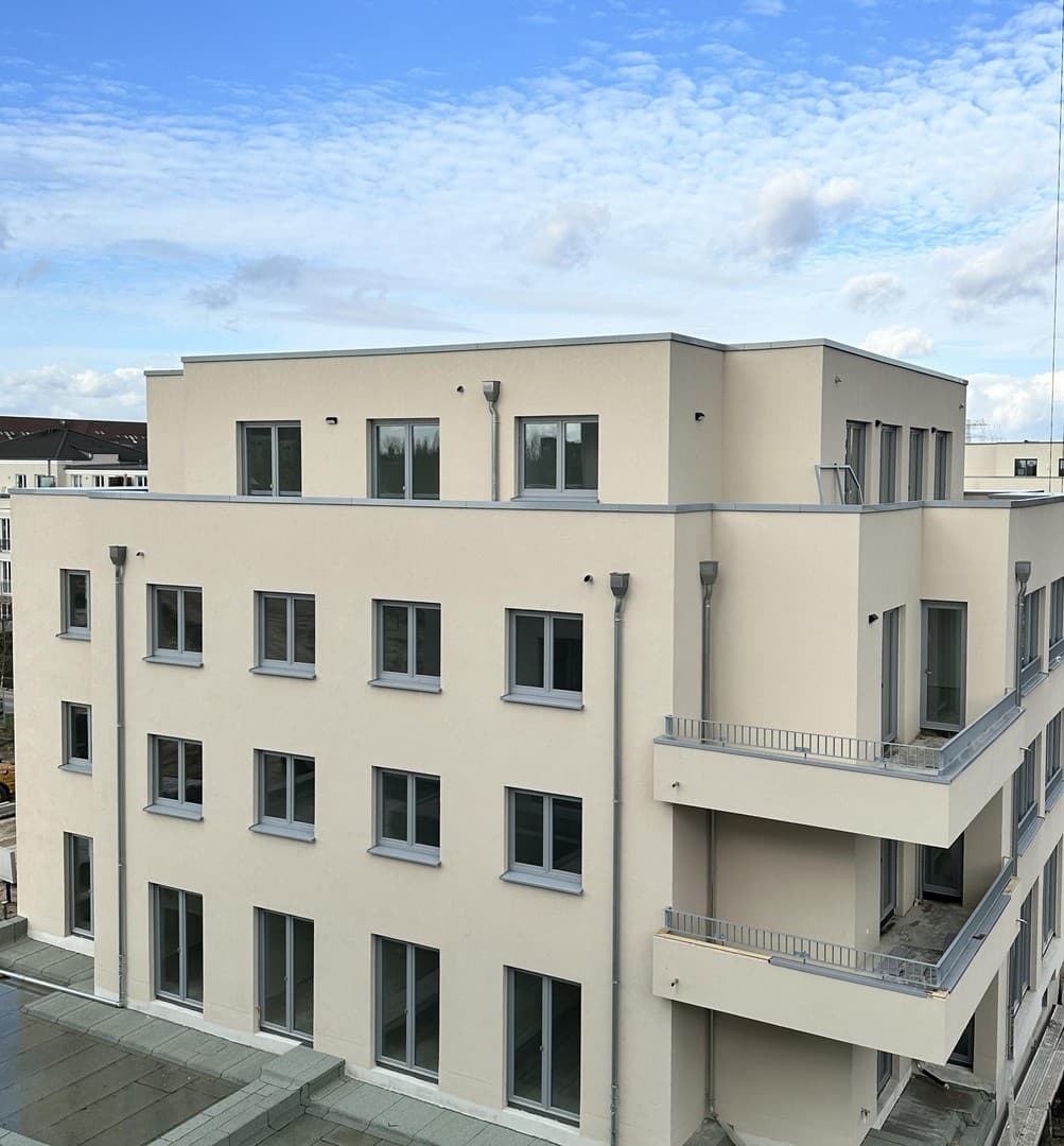 Exklusive, neue 4-Zimmer-Wohnung mit Terrasse in Berlin-Karlshorst