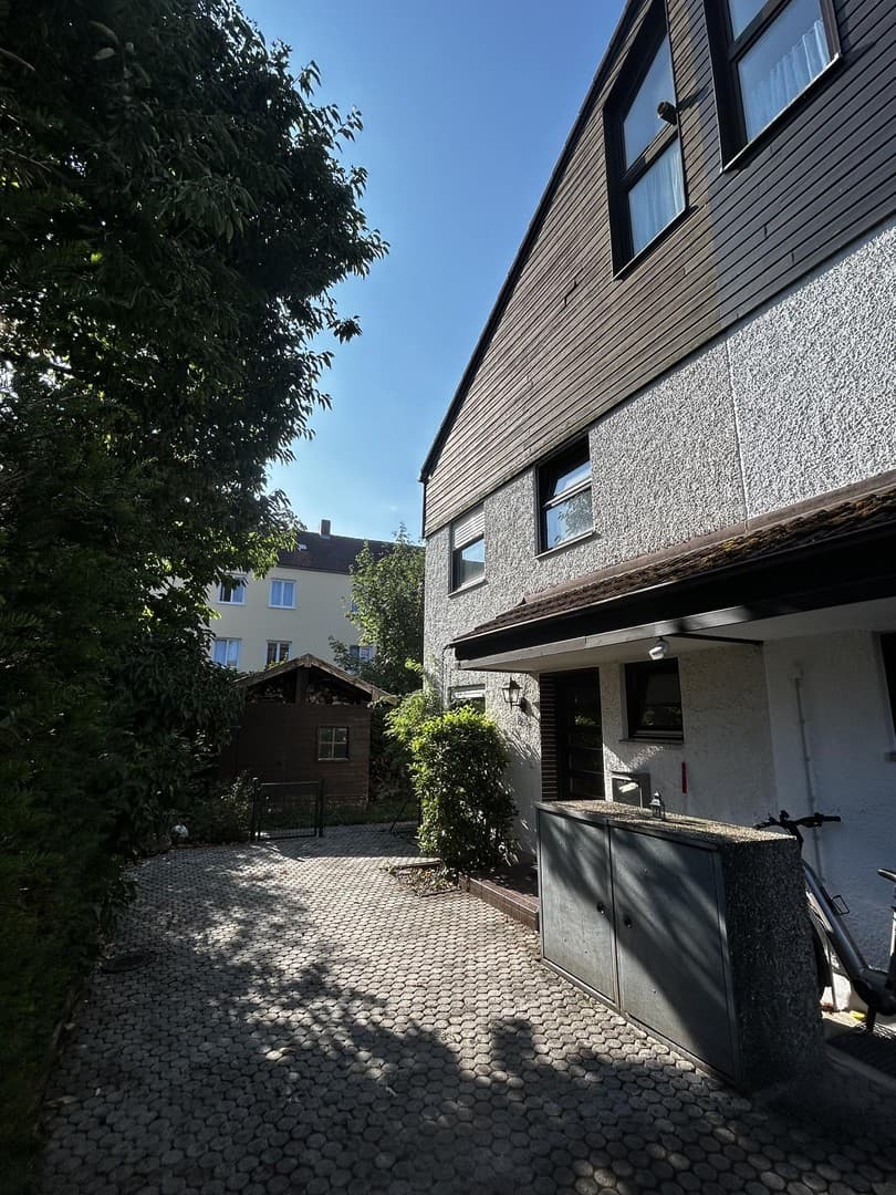 Reihenendhaus in ruhiger und zentrumsnaher Wohnlage von Burghausen -Provisionsfrei-