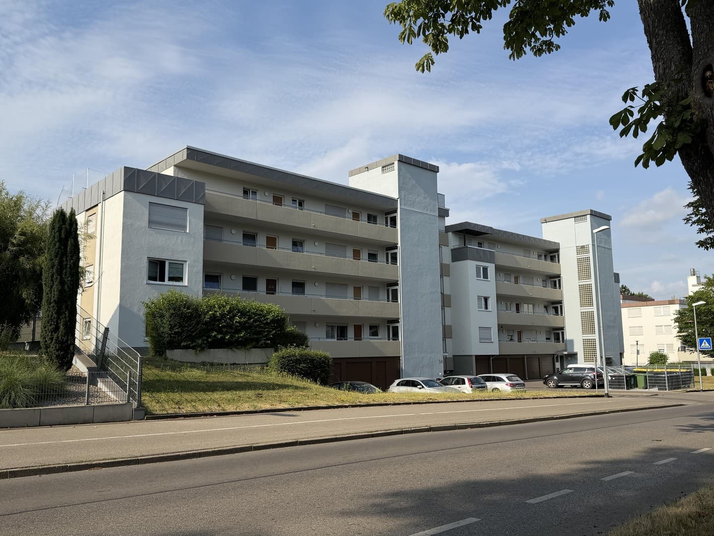 provisionsfrei | 53 m² | 2 Zimmer | Südbalkon | Einbauküche | PKW-Stellplatz inklusive