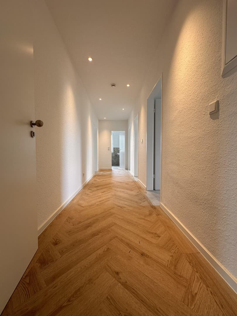 Sanierte 3,5 Zimmer Wohnung - WG geeignet - teilklimatisiert - Oldenburg Bloherfelde