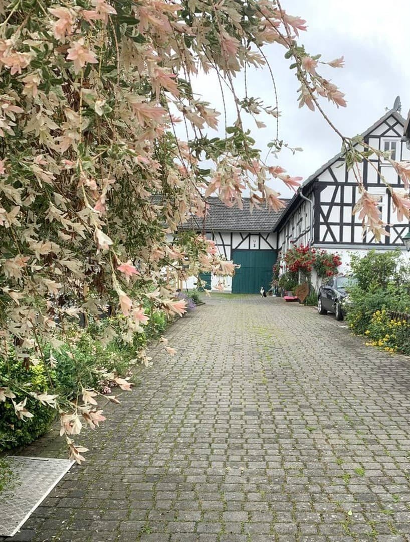 Wunderschönes Fachwerk-Anwesen mit Pferdehaltung