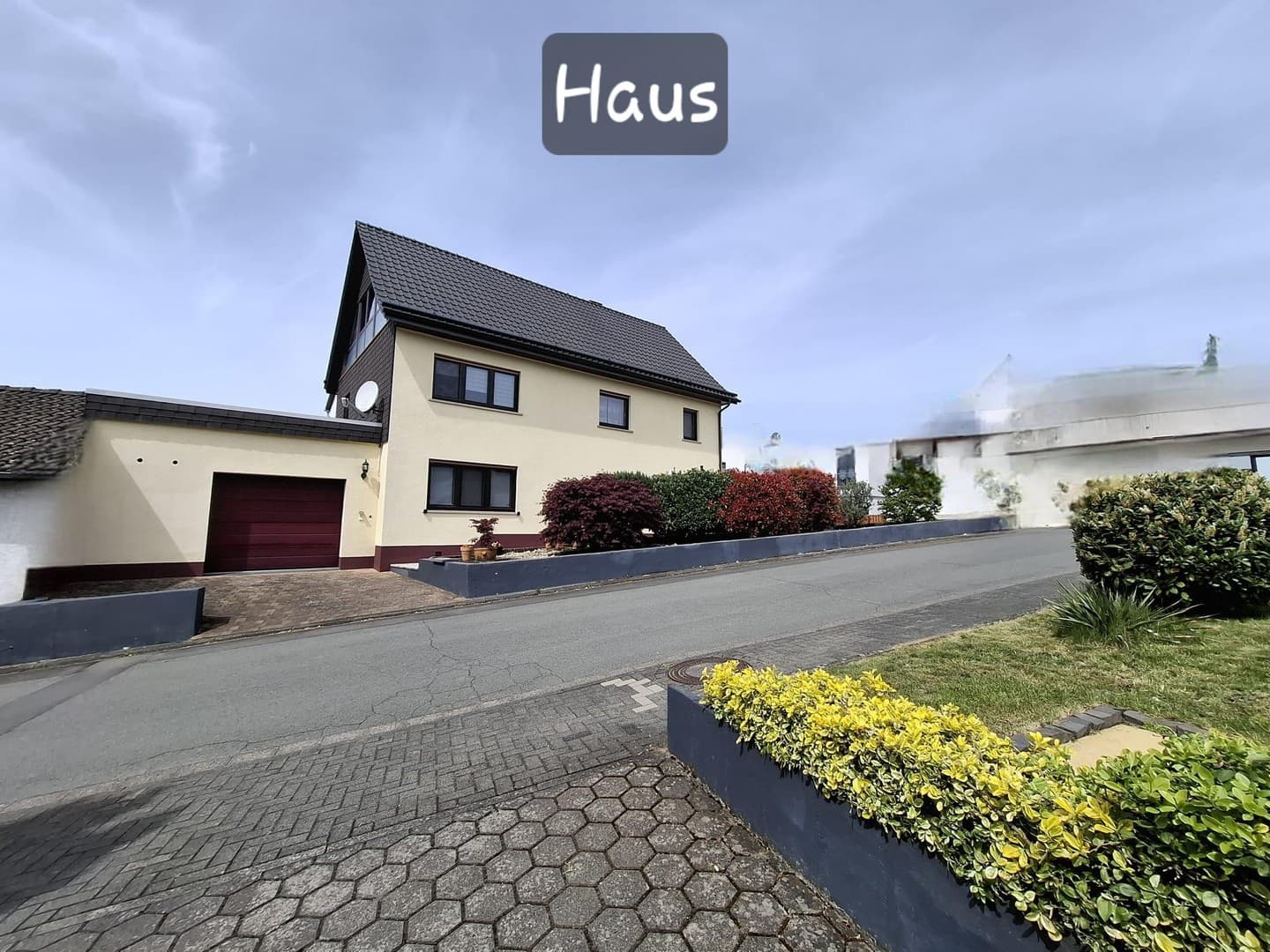 Von privat!!! 2-Familienhaus mit Garage, zusätzlichem Baugrundstück & vielen Modernisierungen.
