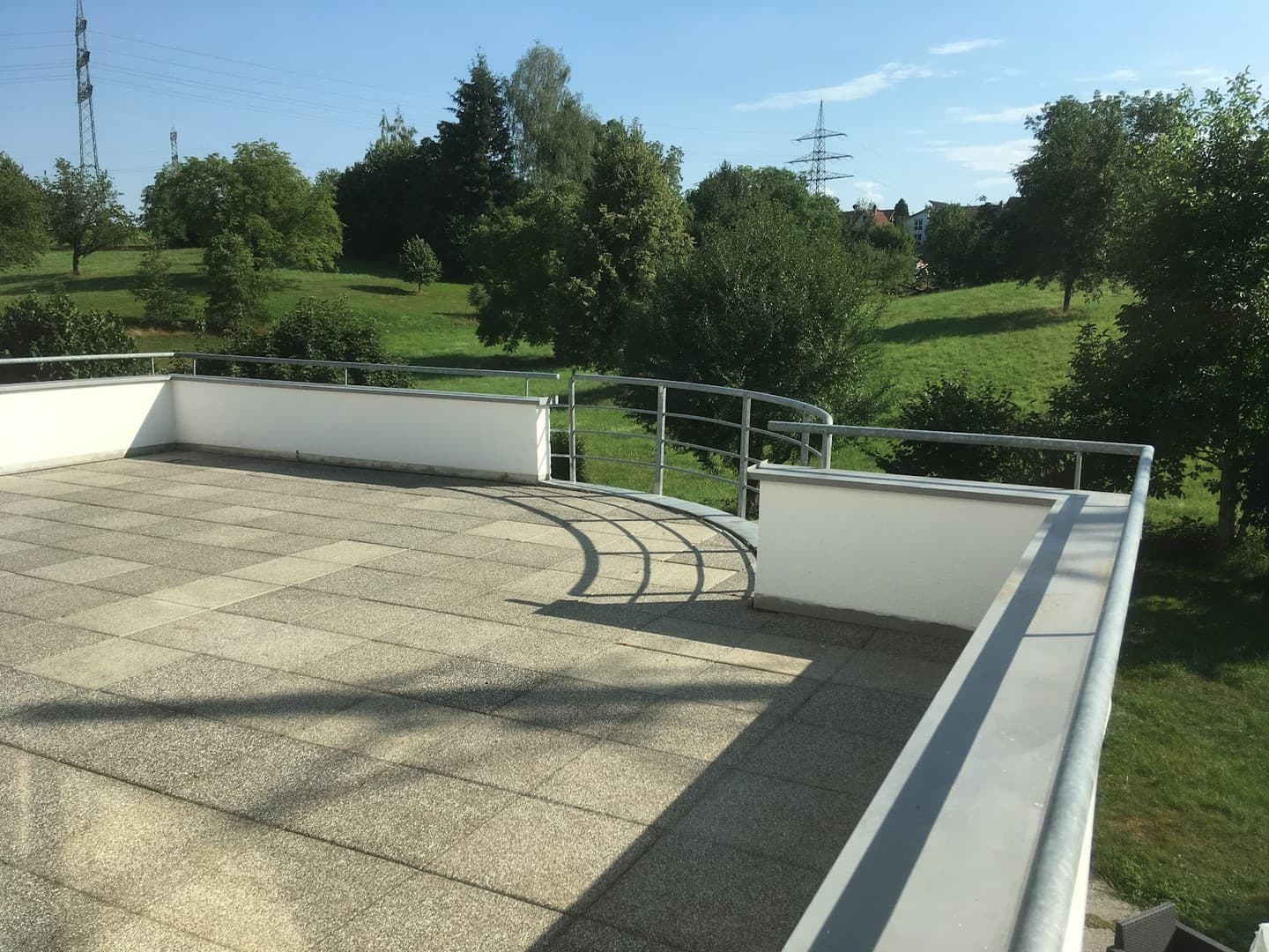 Naturnahes Wohnen in Rheinfelden‑Karsau 40 m² Terrasse -Küche- Parkplatz