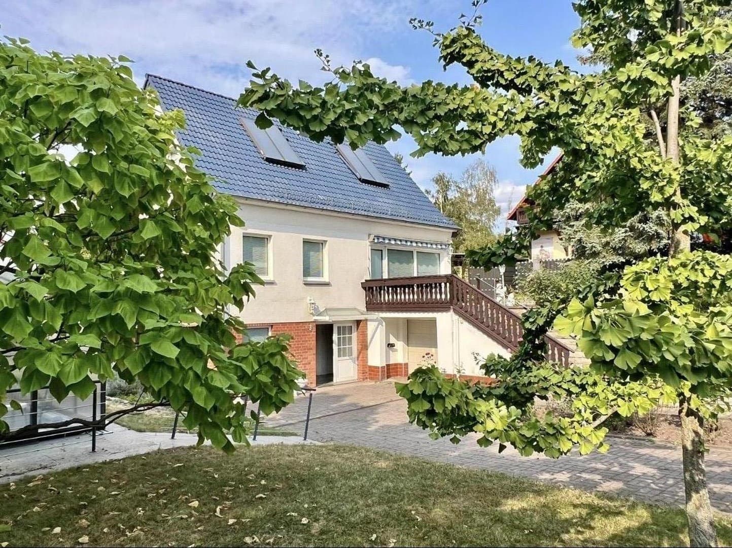 freistehendes Einfamilienhaus mit Garten, Pool, Sauna & Solarthermie