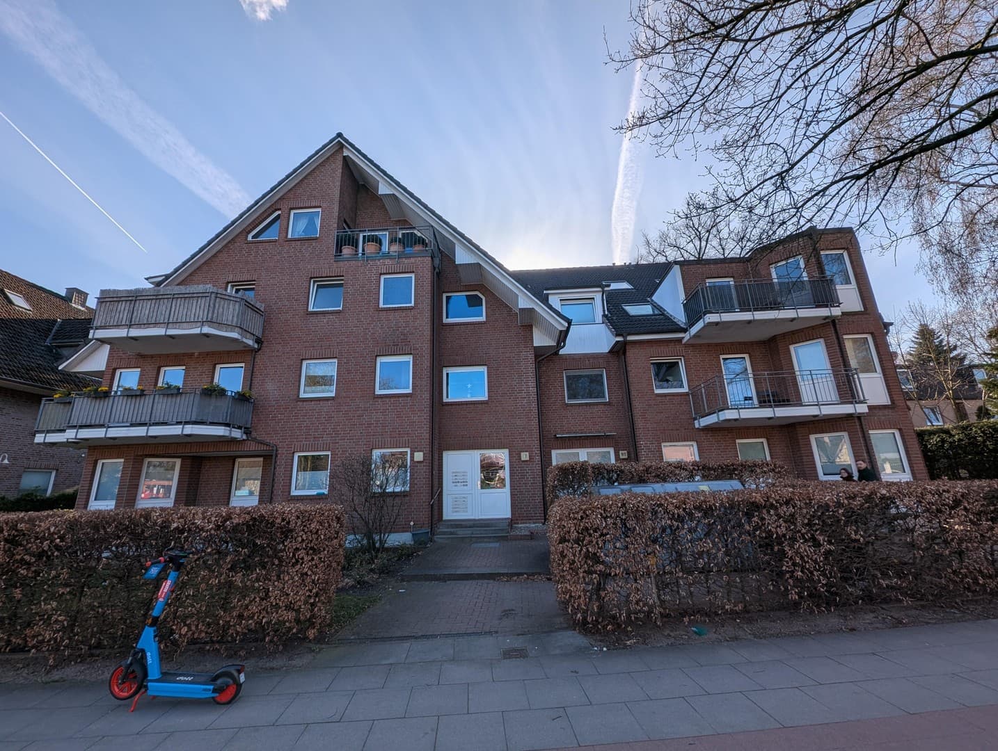 Keine Wartezeit: Großzügiges 2-Zimmer-Refugium in Lokstedt (bezugsfertig & provisionsfrei)