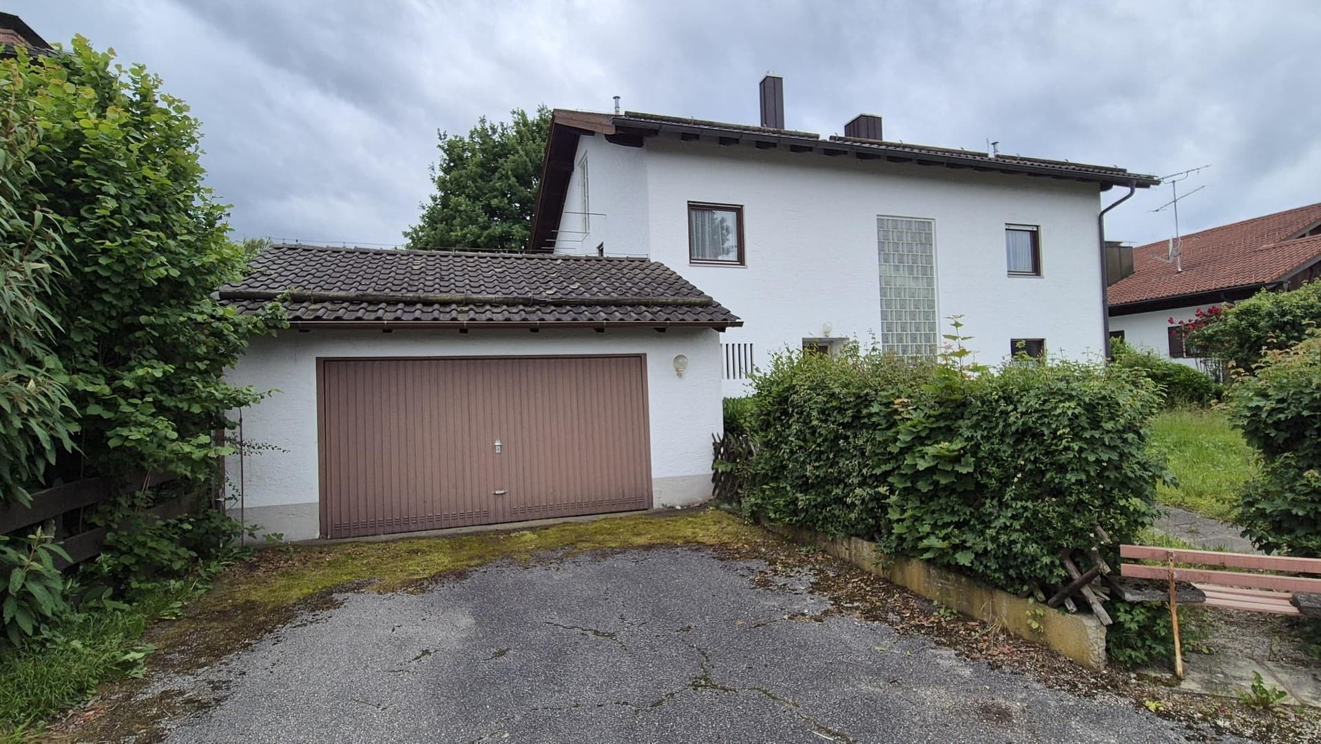 Haus (Renovierung erforderlich) in Riedering - Neukirchen