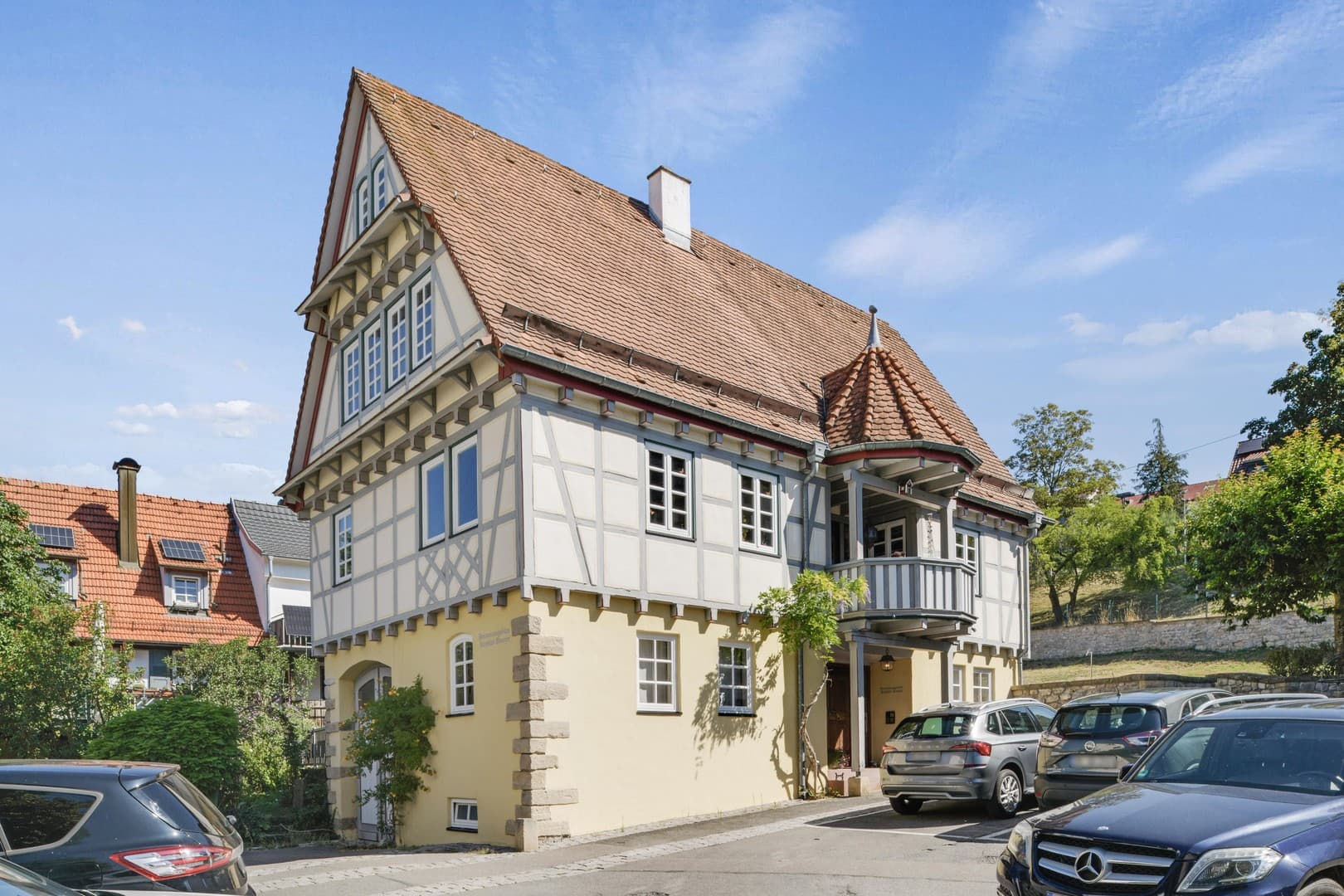 Vielseitiges Einfamilienhaus mit Galerie, Sauna und separatem Appartement