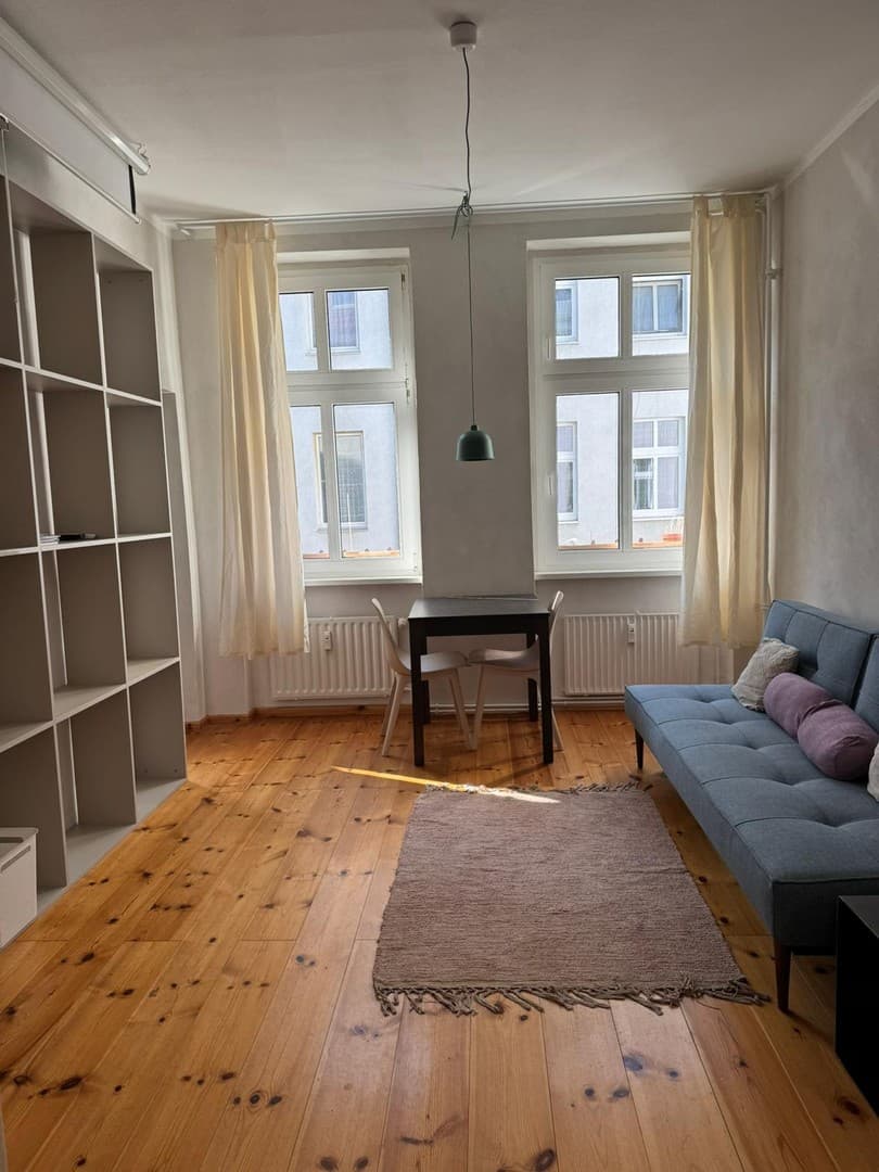 Stilvolle 2-Zimmer-Wohnung mit klassischem Altbaucharme