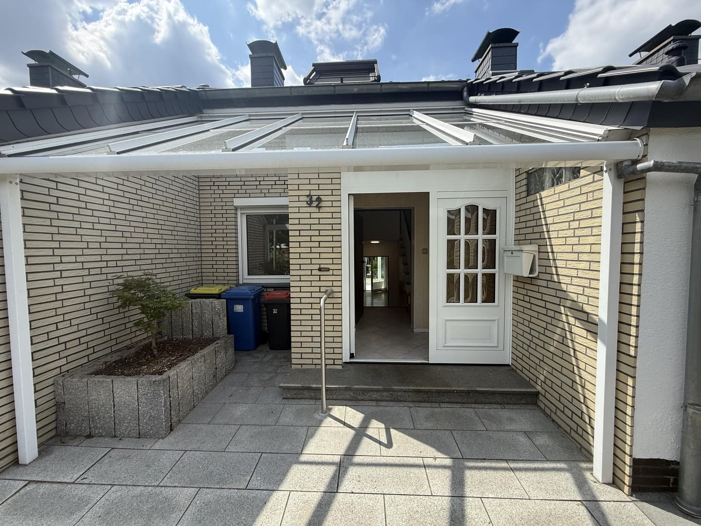Familienidyll mit Wintergarten in der Dodesheide