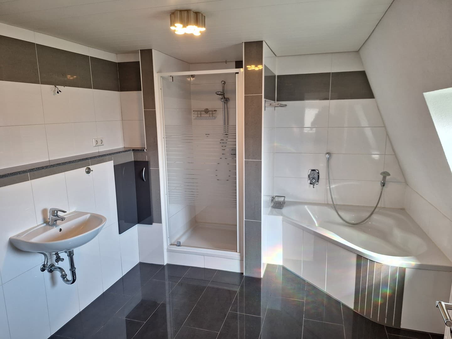 Langenau Göttingen Provisions FREIE 3,5 Zimmer Wohnung 2 OG Letzte Wohnung