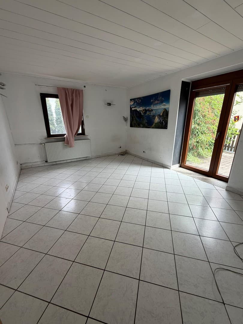 Zweifamilienhaus mit ca. 200 m² und 9 Zimmern in Erlensee – nur als gesamtes Haus zu vermieten