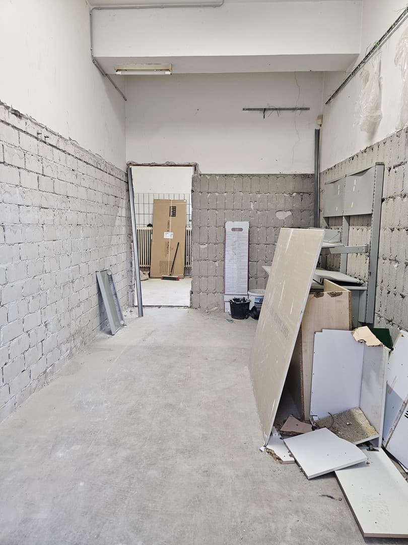 Günstiges Lager in Wilhelmshaven, ca. 61 m², ebenerdig, beheizt und trocken