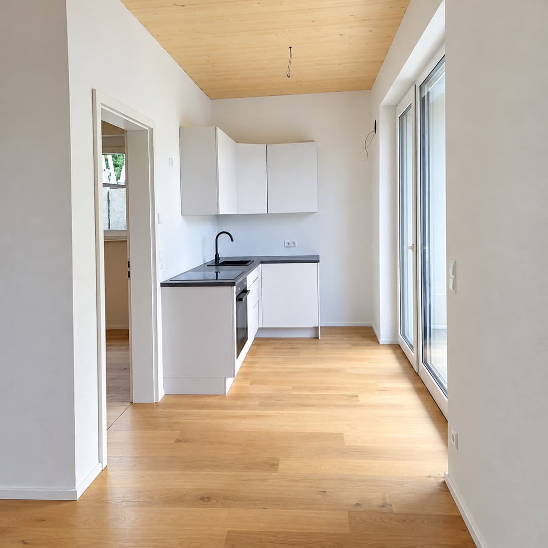 2-Zimmer-Erstbezug im Holzmassivhaus – mit Balkon & hochwertige Ausstattung
