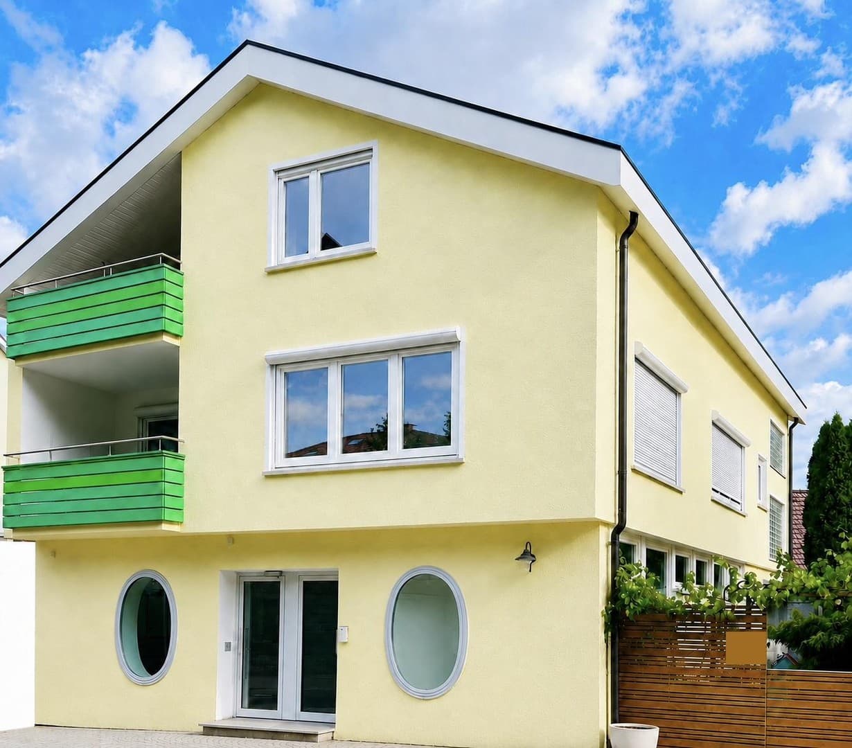 Gewerbe- und Wohnhaus in Top-Lage Rottweil – teilbar & separat erwerbbar