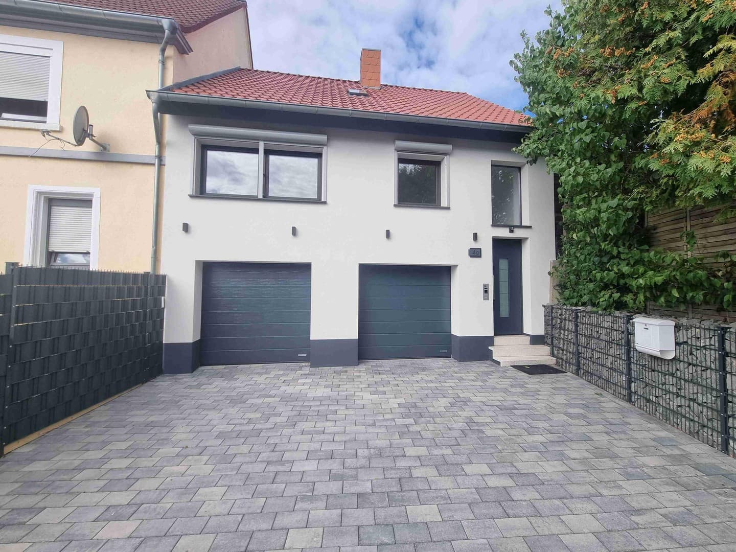 HAUS statt WOHNUNG! Kompaktes Eigenheim für Singles und Paare!