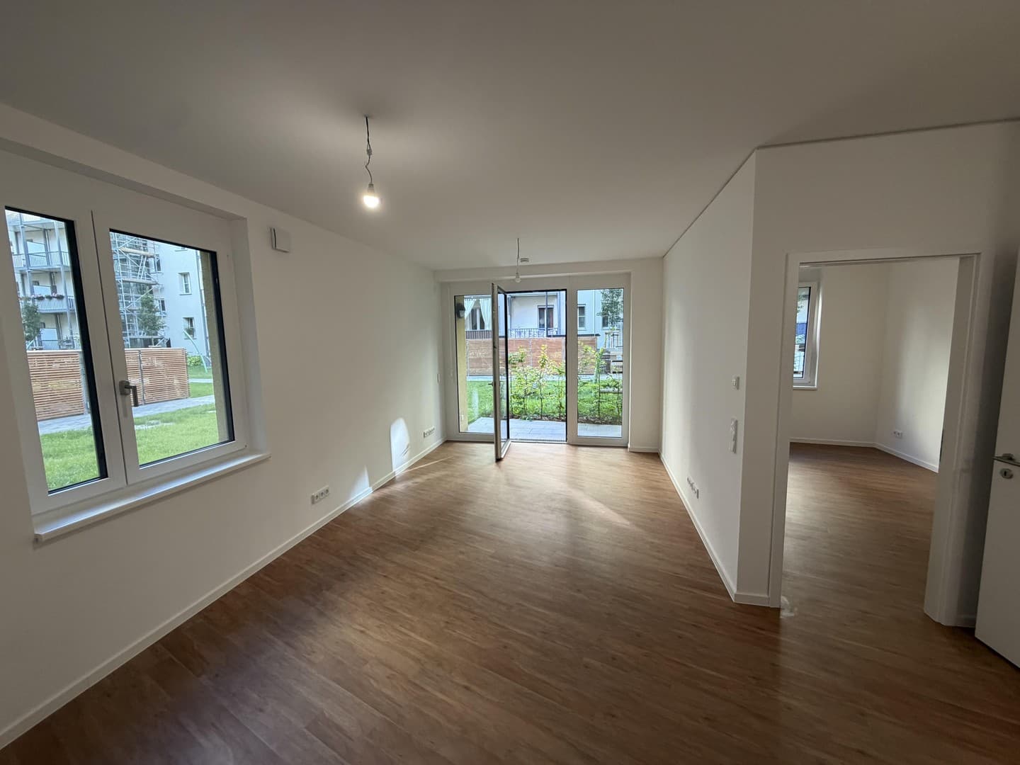 Erstbezug 2-Zimmer-Neubauwohnung | Terrasse, Einbauküche, Keller