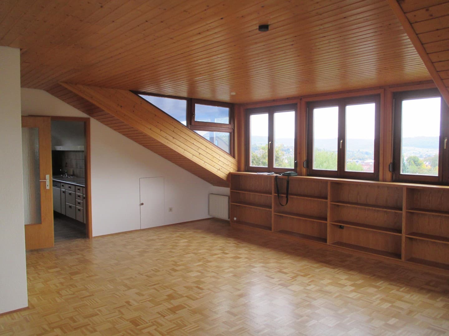 Beilstein, 3 Zimmer DG-Wohnung in bester Aussichtslage