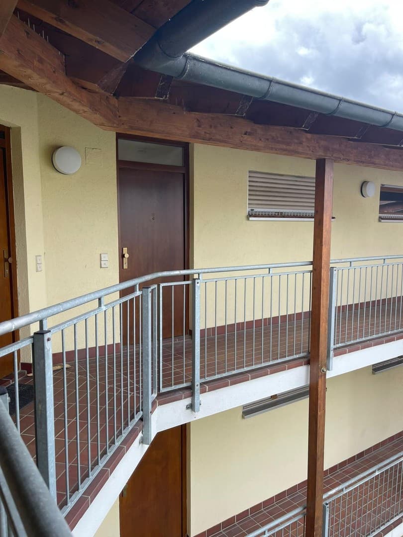 1 1/2 - Zimmer Appartement mit Balkon, EBK, Keller & Tiefgarage in 01705 Freital