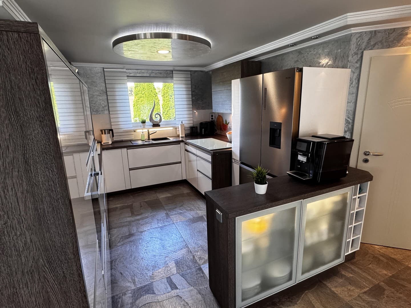Erdgeschosswohnung in Randlage mit großer Sonnenterasse & Garten, Stauseenähe optional mehr WE