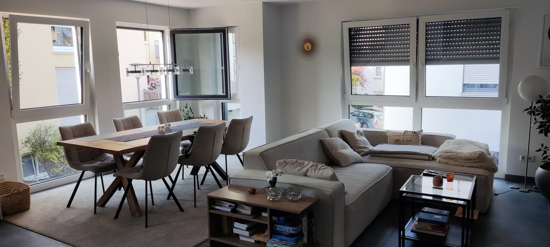 Neubau 2,5-Zimmer-Wohnung 1. OG in Herrenberg mit Küche, Garage, Wallbox, gehobene Ausstattung