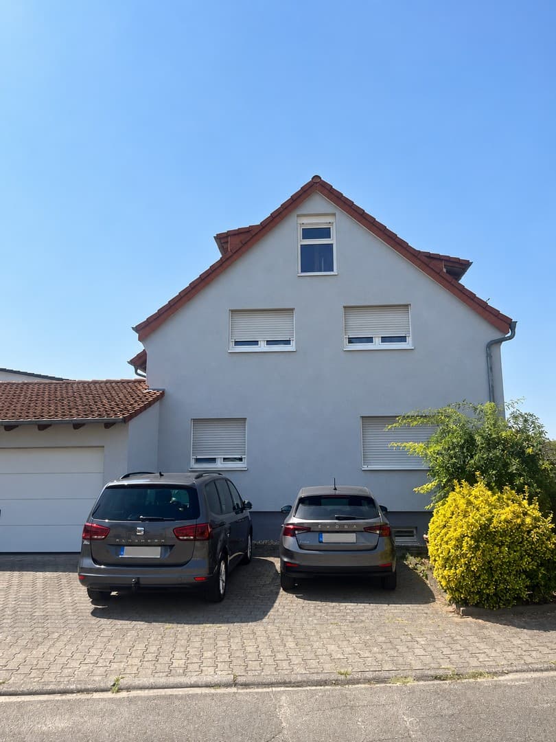 Vielseitiges Mehrfamilienhaus in Kronau - 3 Wohneinheiten auf ca. 286 qm / Provisionsfrei