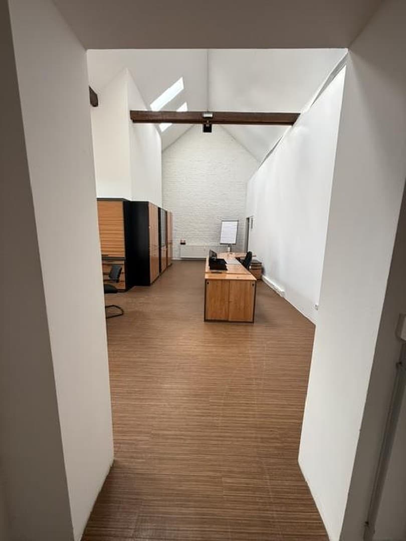 Büro incl. Möbel und Inventar zu vermieten / Krefeld