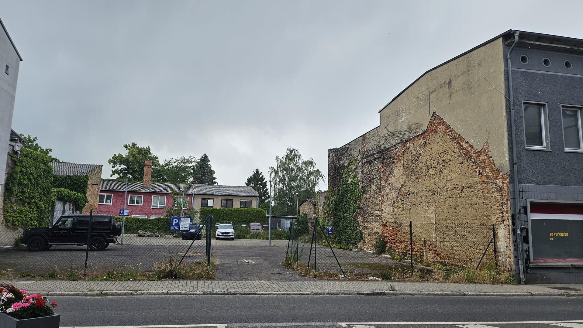 Tolles Grundstück für ihren Neubau