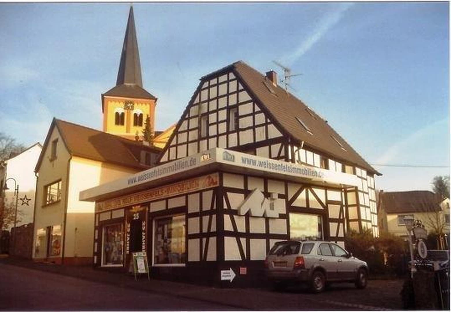 Nette 2 Z in Ortsmitte von Asbach in alten Fachwerkhaus aber in Neubaustandard