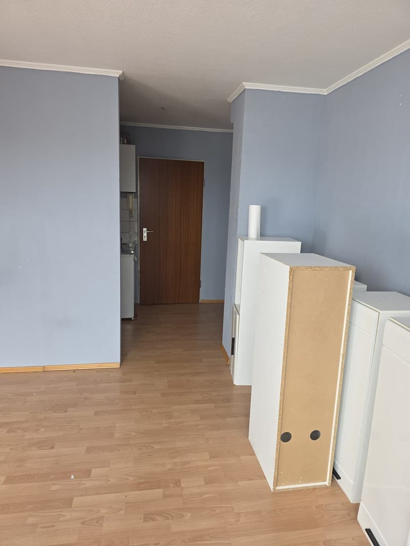Helle gepflegte Etagenwohnung, großzügiger Schnitt,