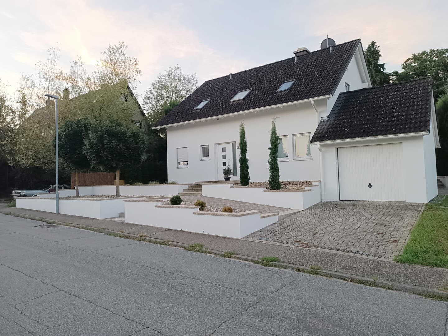 Modernes Einfamilienhaus mit großem Garten,Südterrasse