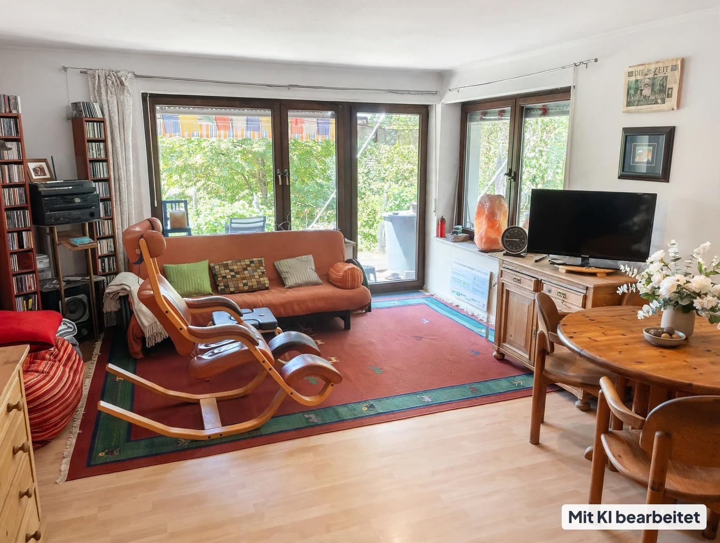 Geräumige 3 Zimmer Wohnung mit eigenem Garten und Garage
