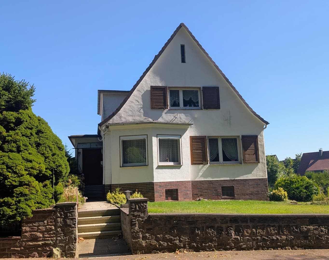 freistehendes Haus in bester Lage von Bad Münder