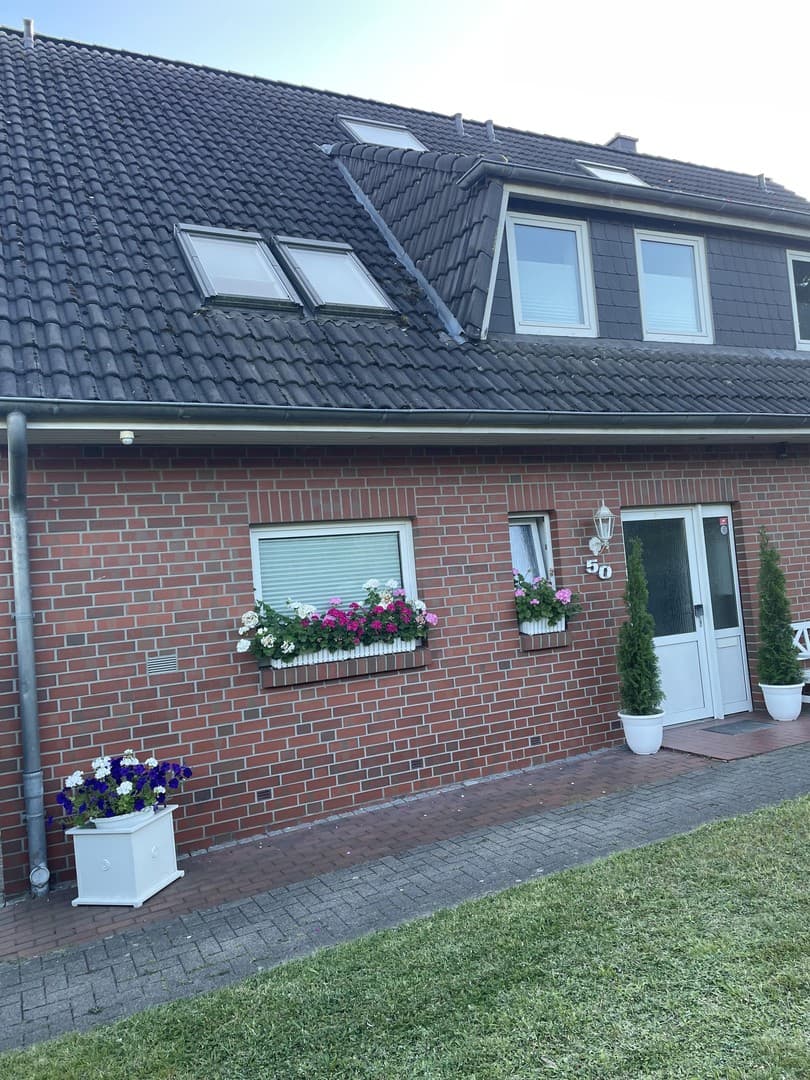 Großzügige DHH in Halstenbek - 7 Zimmer, Garten, Garage & Carport