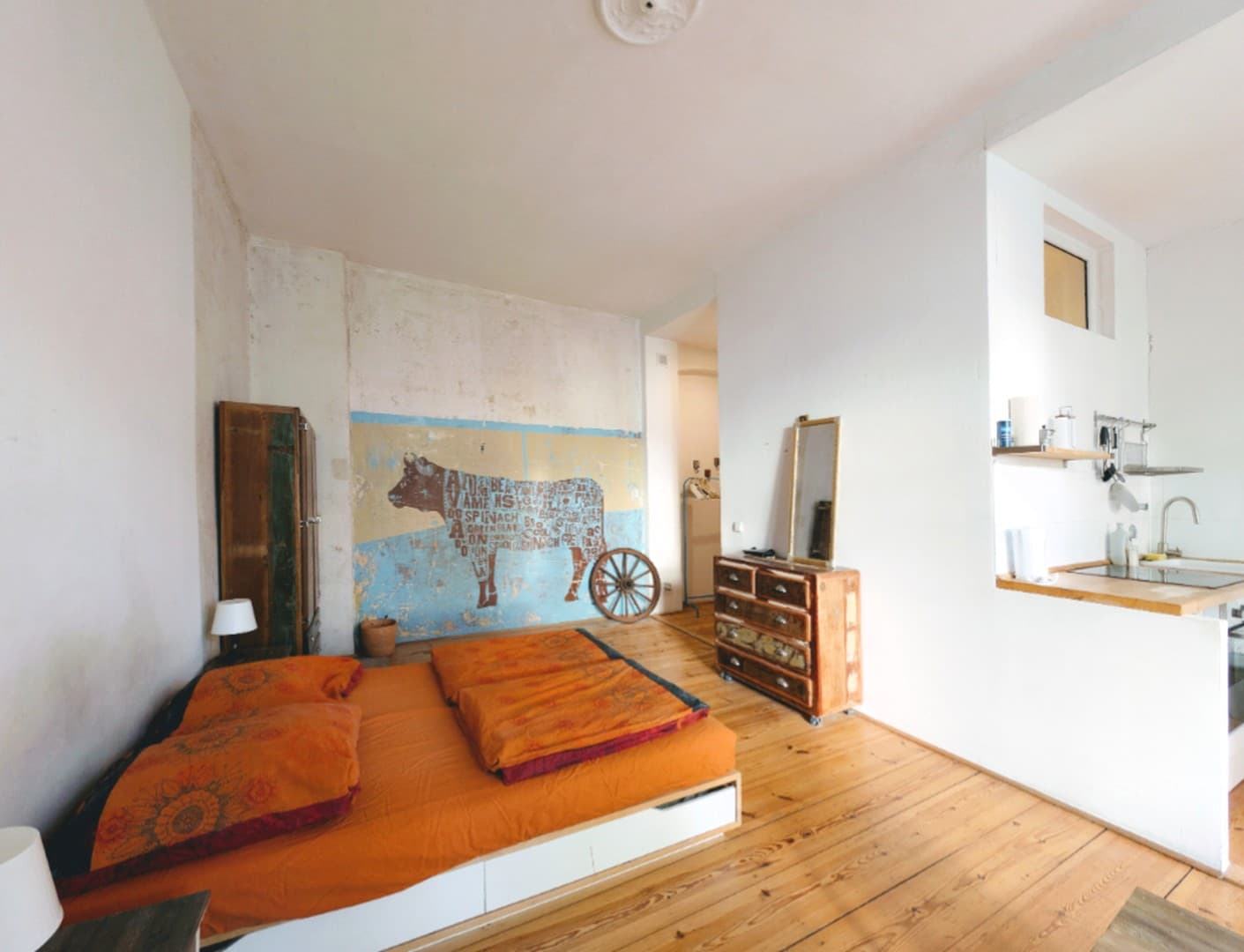 Nice Studio flat around Berlin Weserstrasse