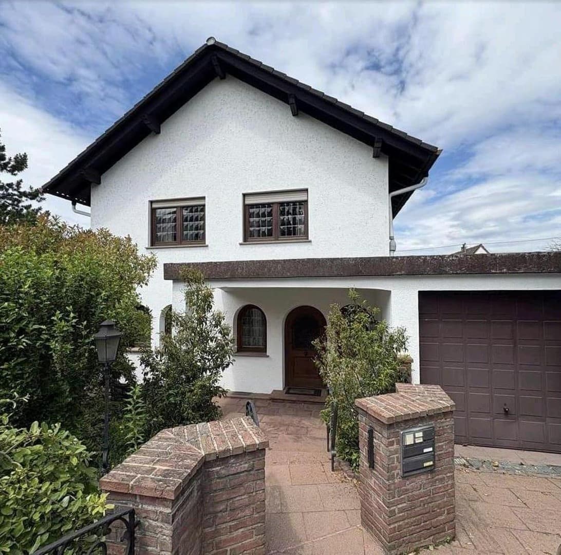 Einfamilienhaus mit viel Platz im Herzen von Ingelheim am Rhein