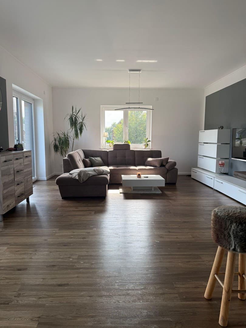 Moderne 3-Zimmer-Wohnung mit Balkon