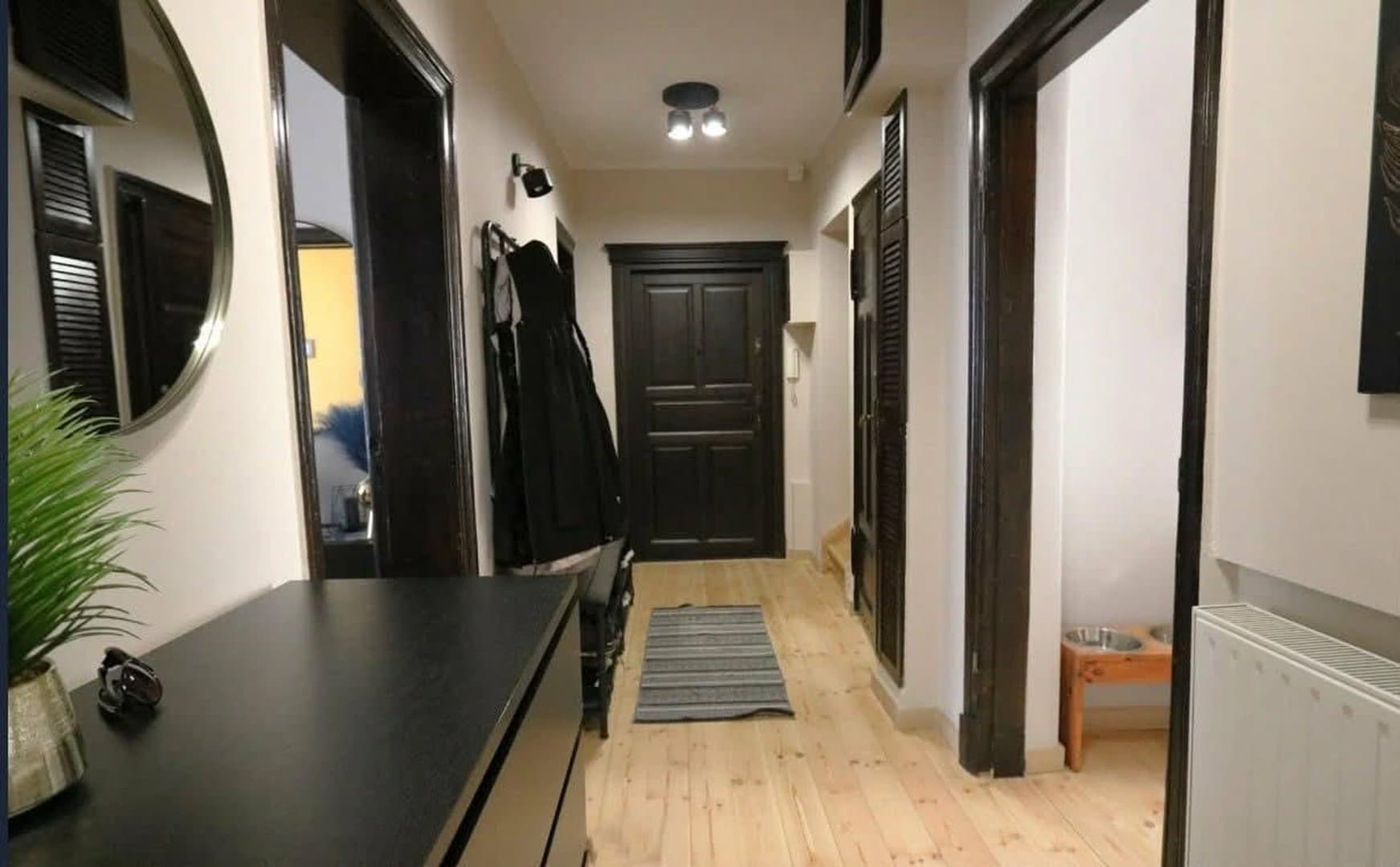 Großzügige 4-Zimmer-Altbauwohnung mit Balkon | 111,60 m² | Zentrum Stettin