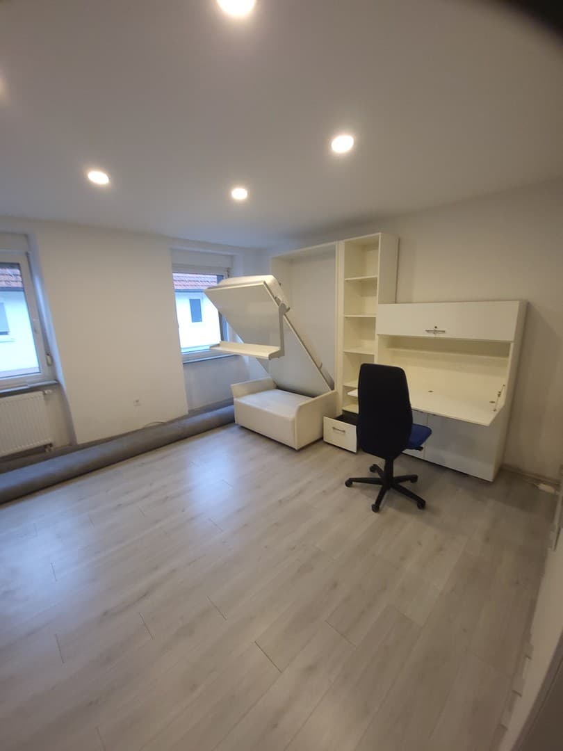Zimmer in 3er WG 23m² zentral in Niefern