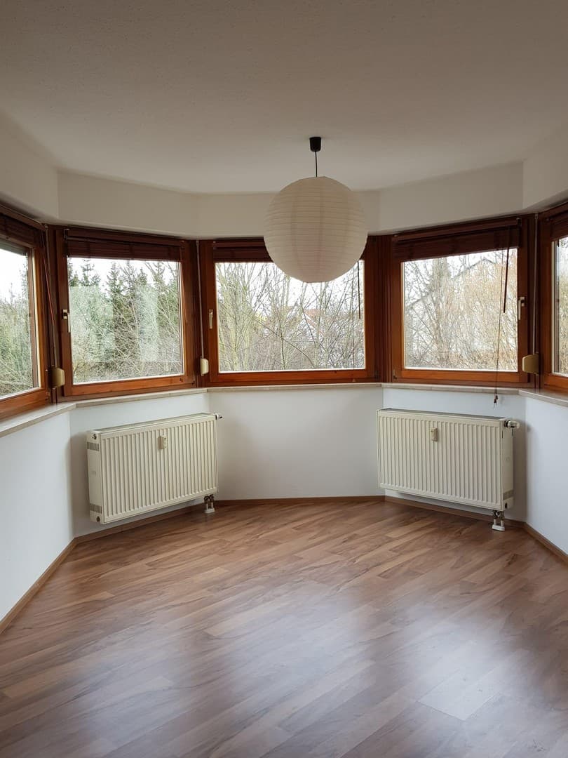 Provisionsfrei: 2-Zi.-Wohnung in Freising, Balkon, Tiefgarage, Badewanne, zentrumsnah