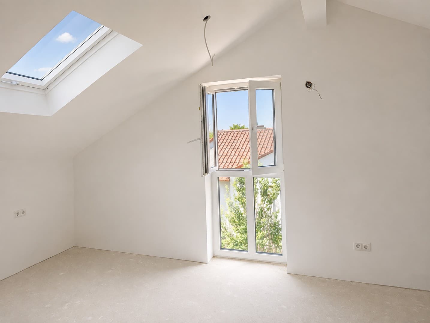 2-Zimmer-Maisonette-Wohnung (81m²) in Kösching mit Balkon (Erstbezug nach Kernsanierung)