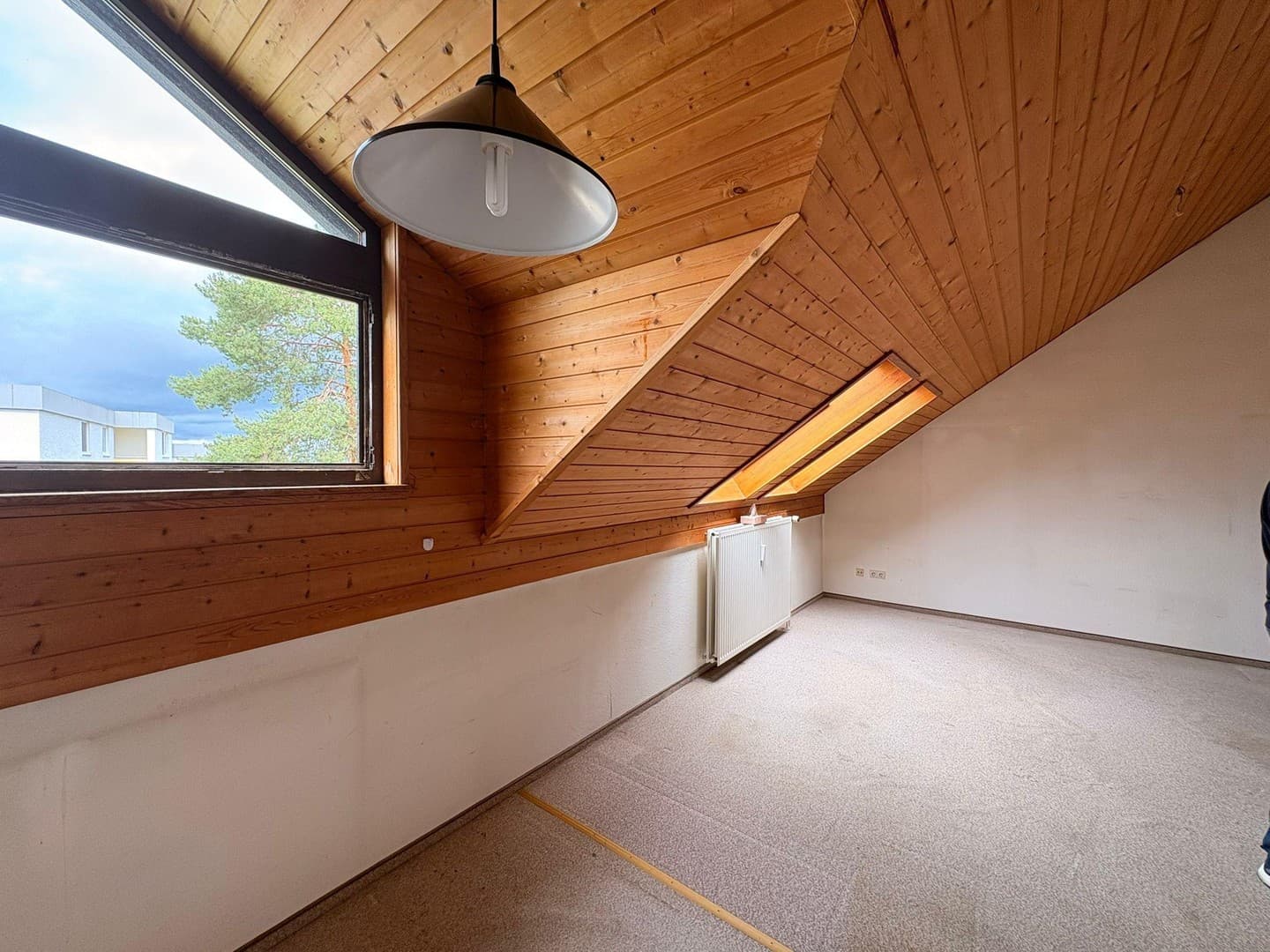 2 Zimmer Wohnung mit Stellplatz von privat